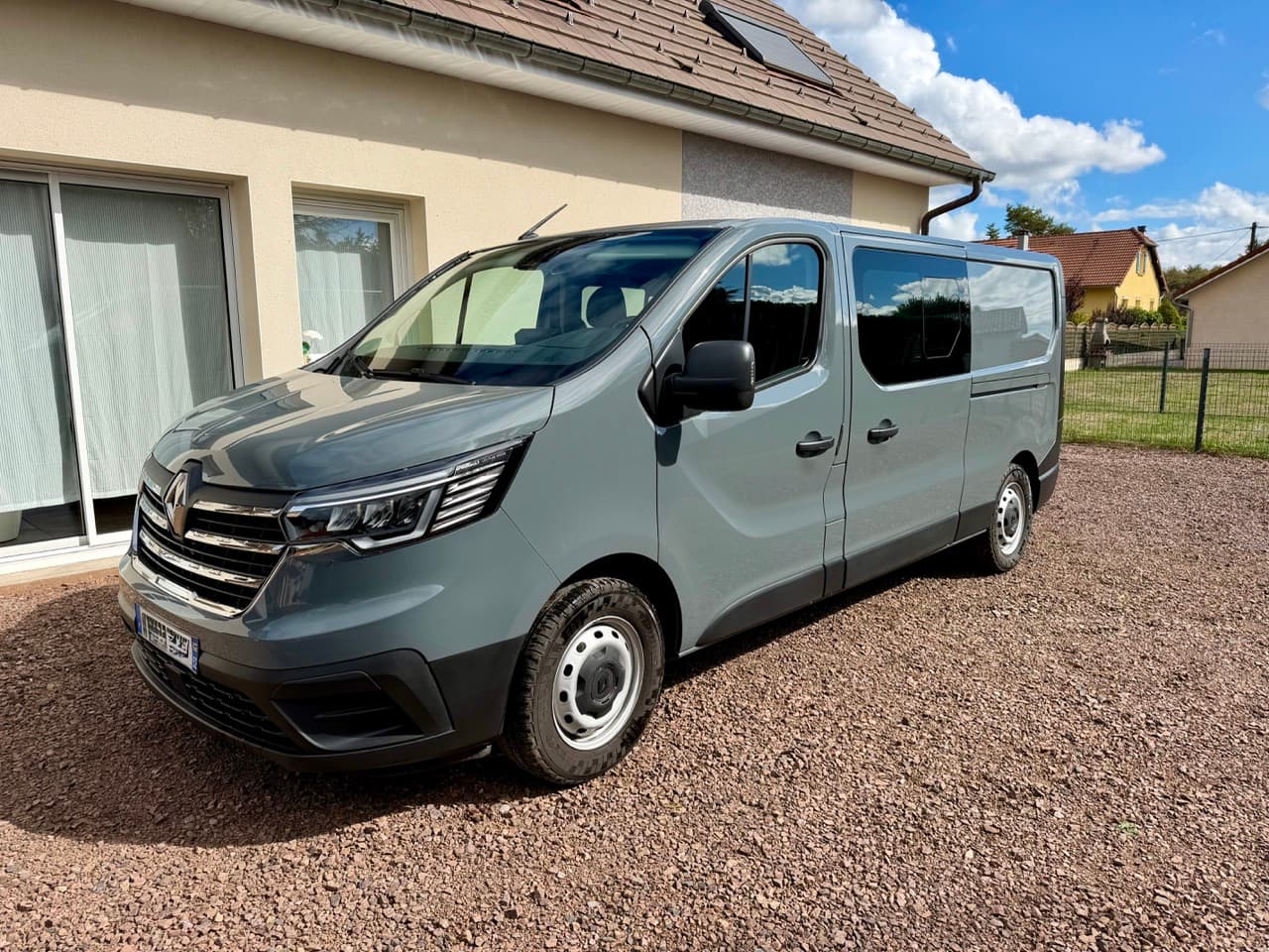 Renault Trafic L2H1 170 EDC — cabine approfondie 6 places