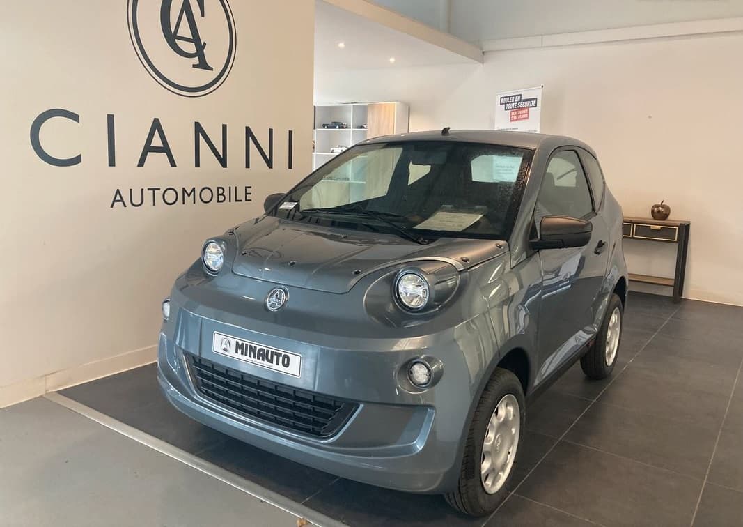 AIXAM Minauto Access 2025 NEUVE GRISE BLANCHE VERT JADE